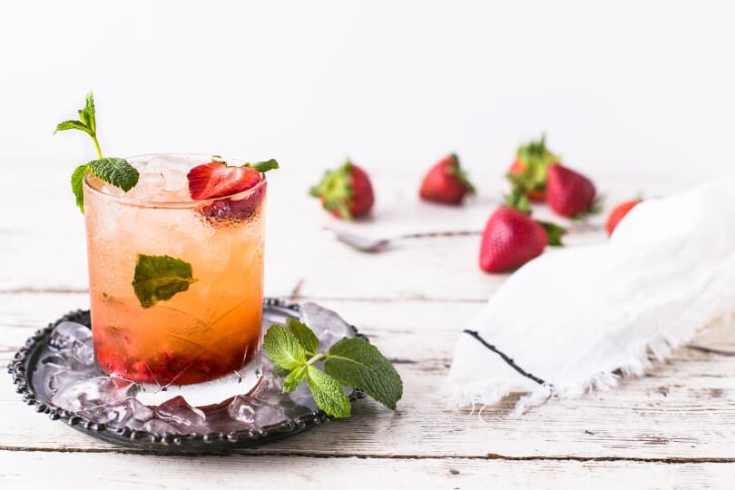 Strawberry mint margarita over ice
