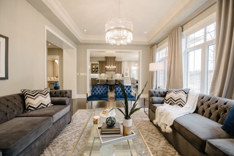 Welcoming living area in the Grandview Collection at Pathways in Caledon East, ON