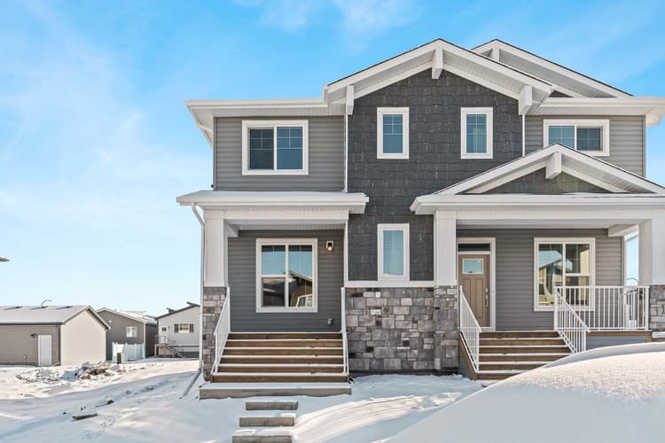 889 Livingston View NE