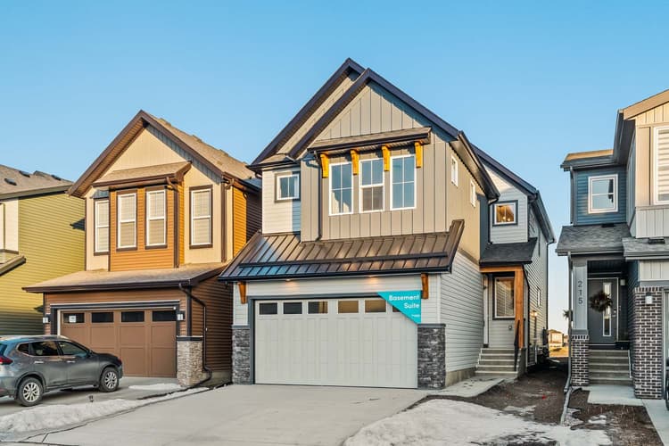 207 Creekstone Circle