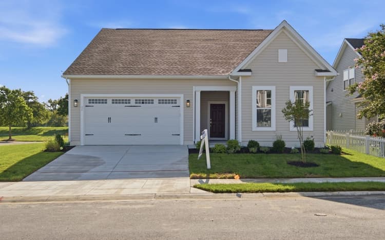 24 Royal View Drive
