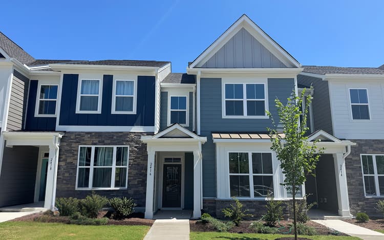 2416 Whitewing Lane