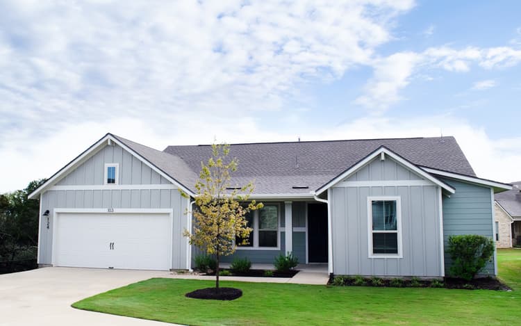 124 Antoinette Way