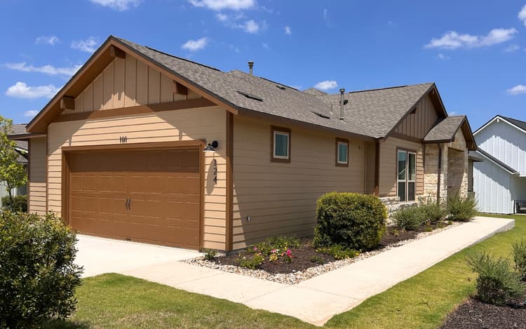 124 Antoinette Way