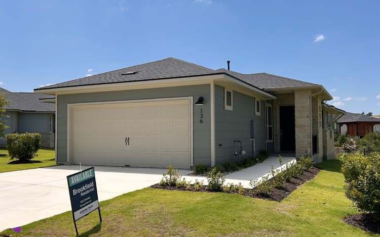136 Antoinette Way