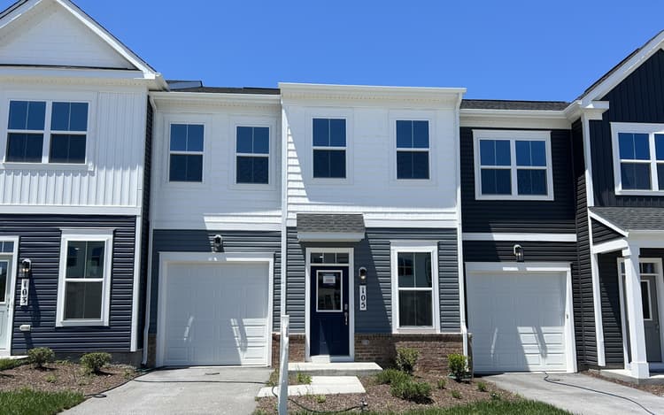 105 Heirloom Way