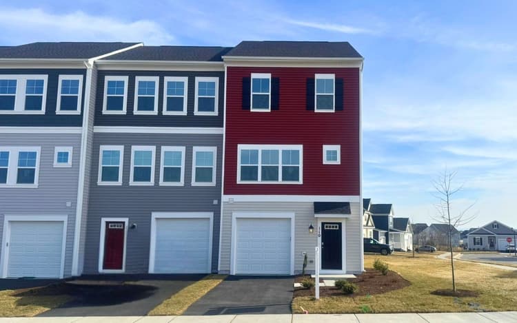 110 Flaxen Mane Court